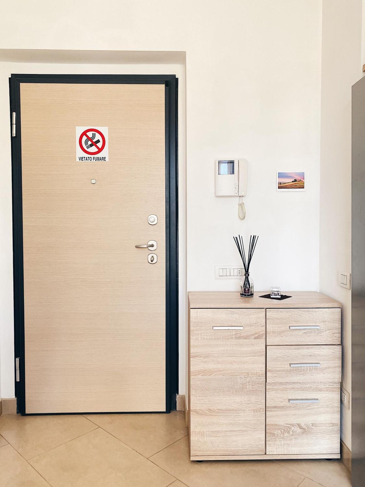 Apartment In Siena With Private Parking Экстерьер фото